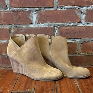 Lucky Brand Tan Suede Wedge Ankle Boots